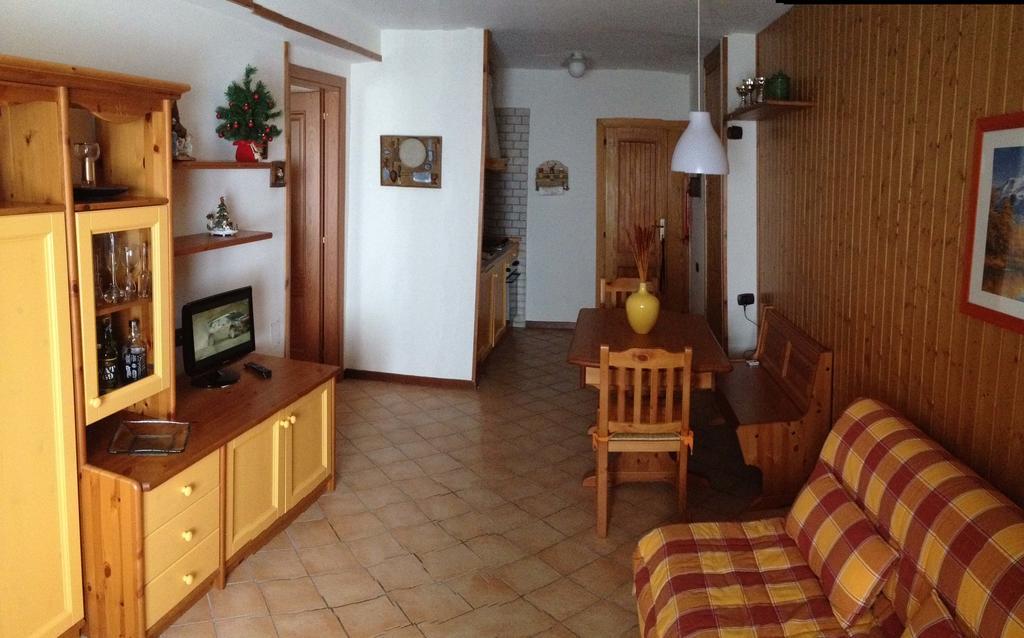 Villaggio Dello Sciatore Residence Paradiso Appartamenti E Monolocale Роккаразо Екстер'єр фото