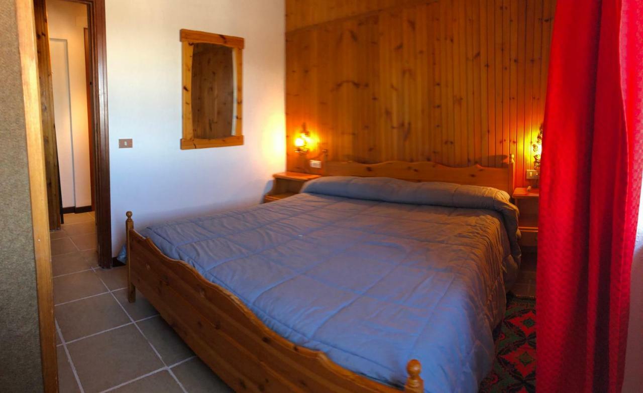 Villaggio Dello Sciatore Residence Paradiso Appartamenti E Monolocale Роккаразо Екстер'єр фото