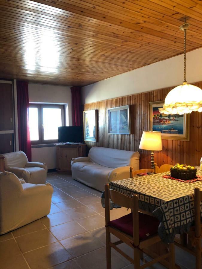 Villaggio Dello Sciatore Residence Paradiso Appartamenti E Monolocale Роккаразо Екстер'єр фото